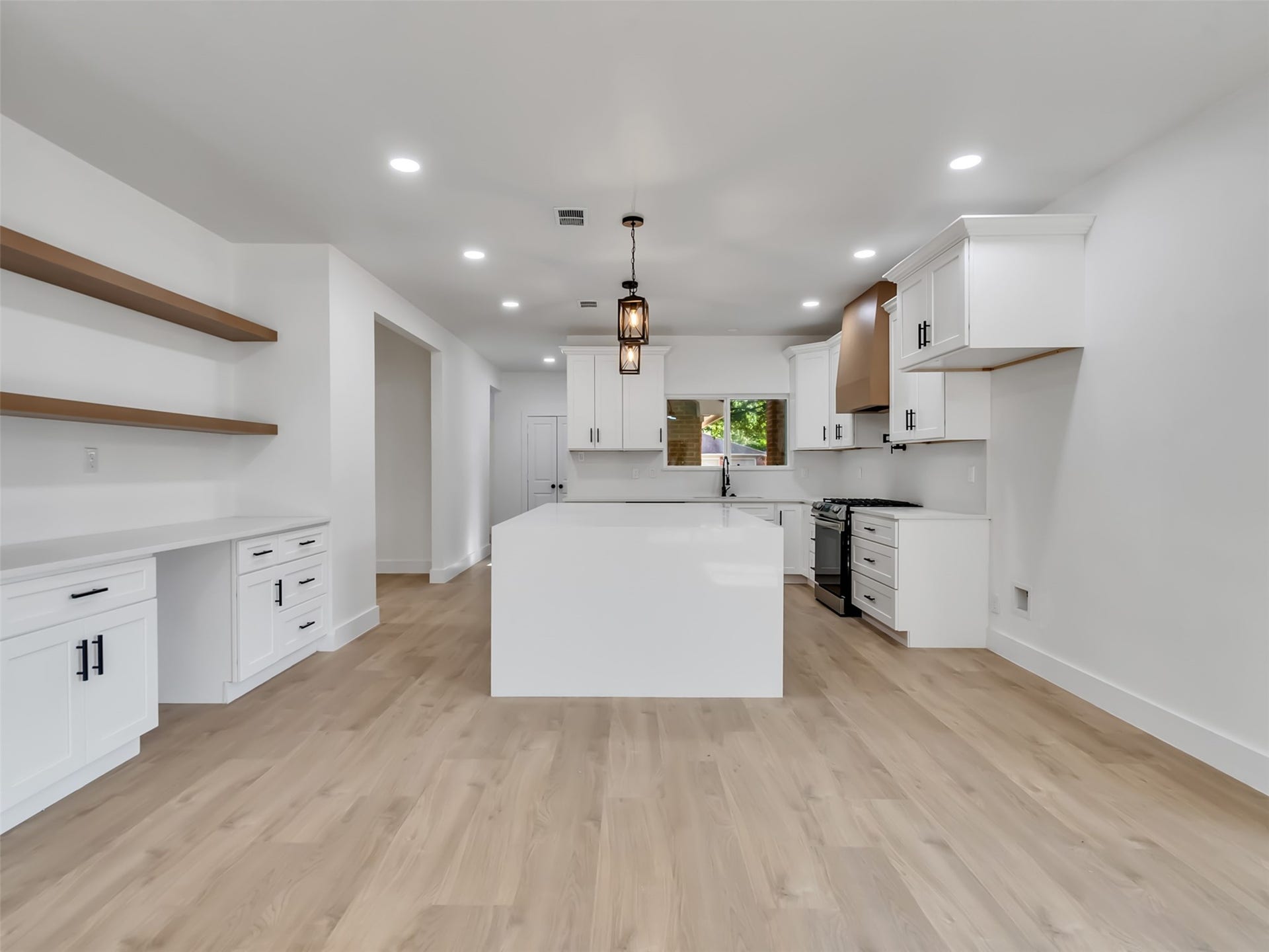 3035 PECAN POINT DR, Sugar Land, TX 77478 3035 PECAN POINT DR, Sugar Land, TX 77478