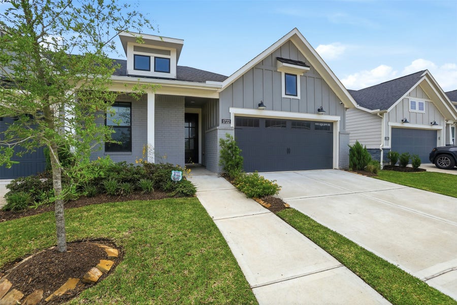 Property photo for 1722 Anchor Breeze Drive, Missouri City, TX