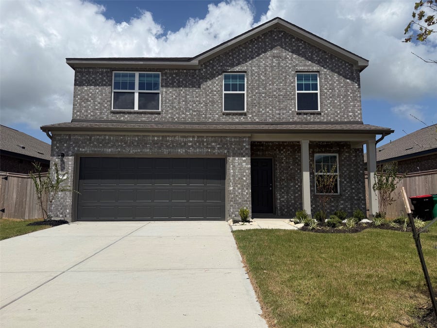 Property photo for 3202 Diamond View Lane, Angleton, TX