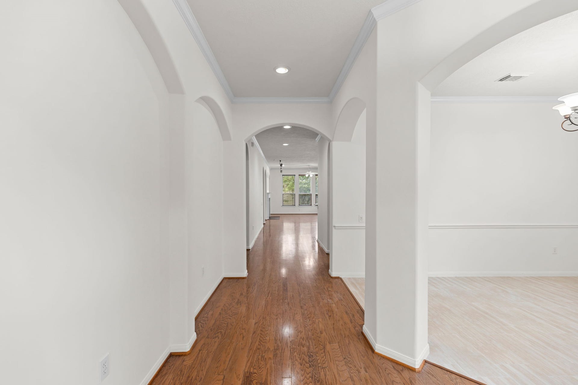 2404 S Venice Drive, Pearland, TX 77581 2404 S Venice Drive, Pearland, TX 77581