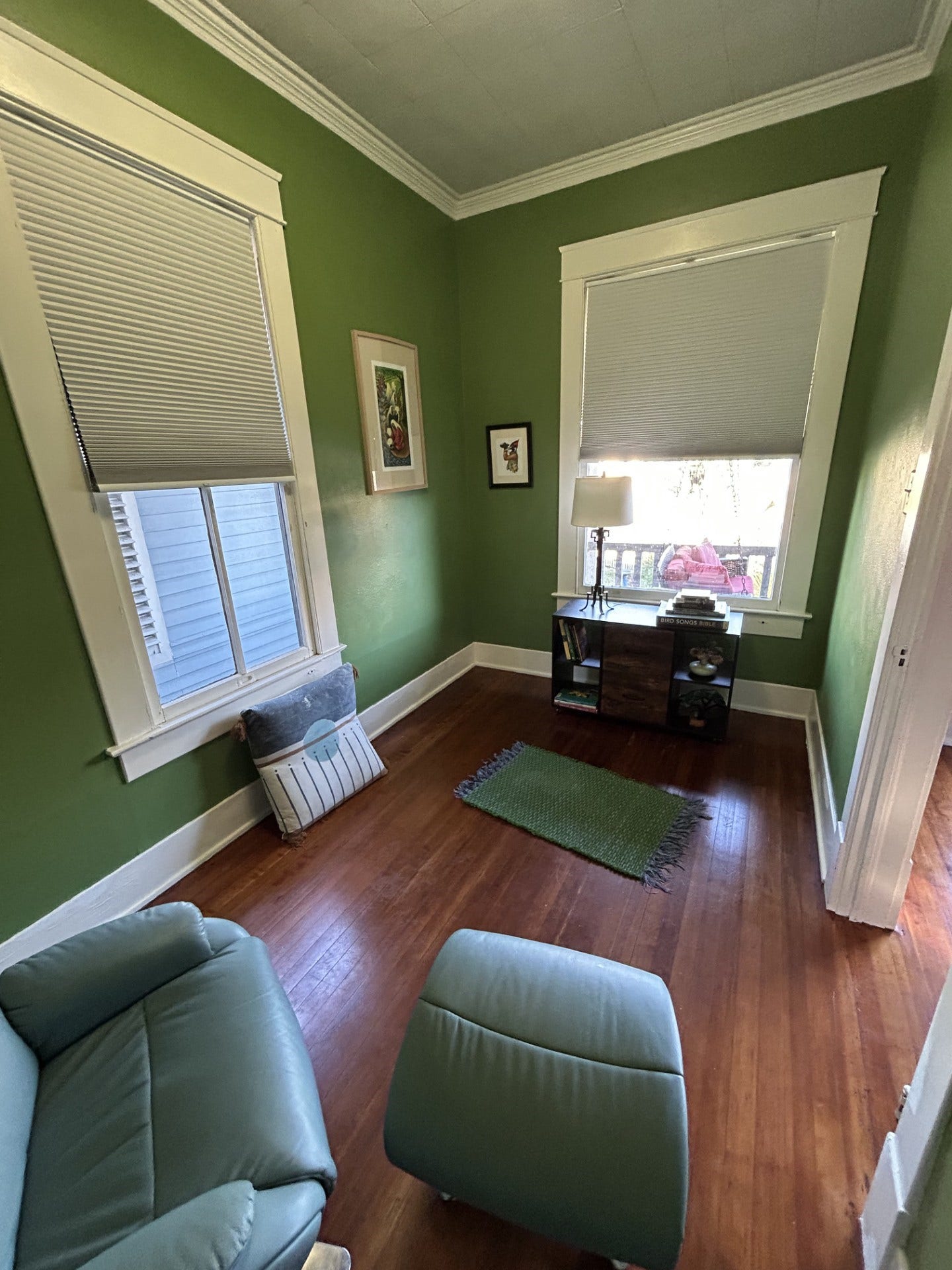3911 Bernardo De Galvez Avenue, Galveston, TX 77550 Home study/office off the living room measures 13x7. Room originally was part of the larger living room, but previous owner wanted an extra room apart from the two bedrooms. This room has crownmolding, baseboards and toe molding.