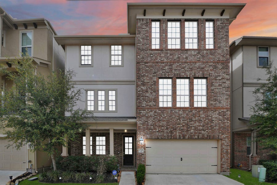 Property photo for 1715 Billfish Boulevard, Houston, TX