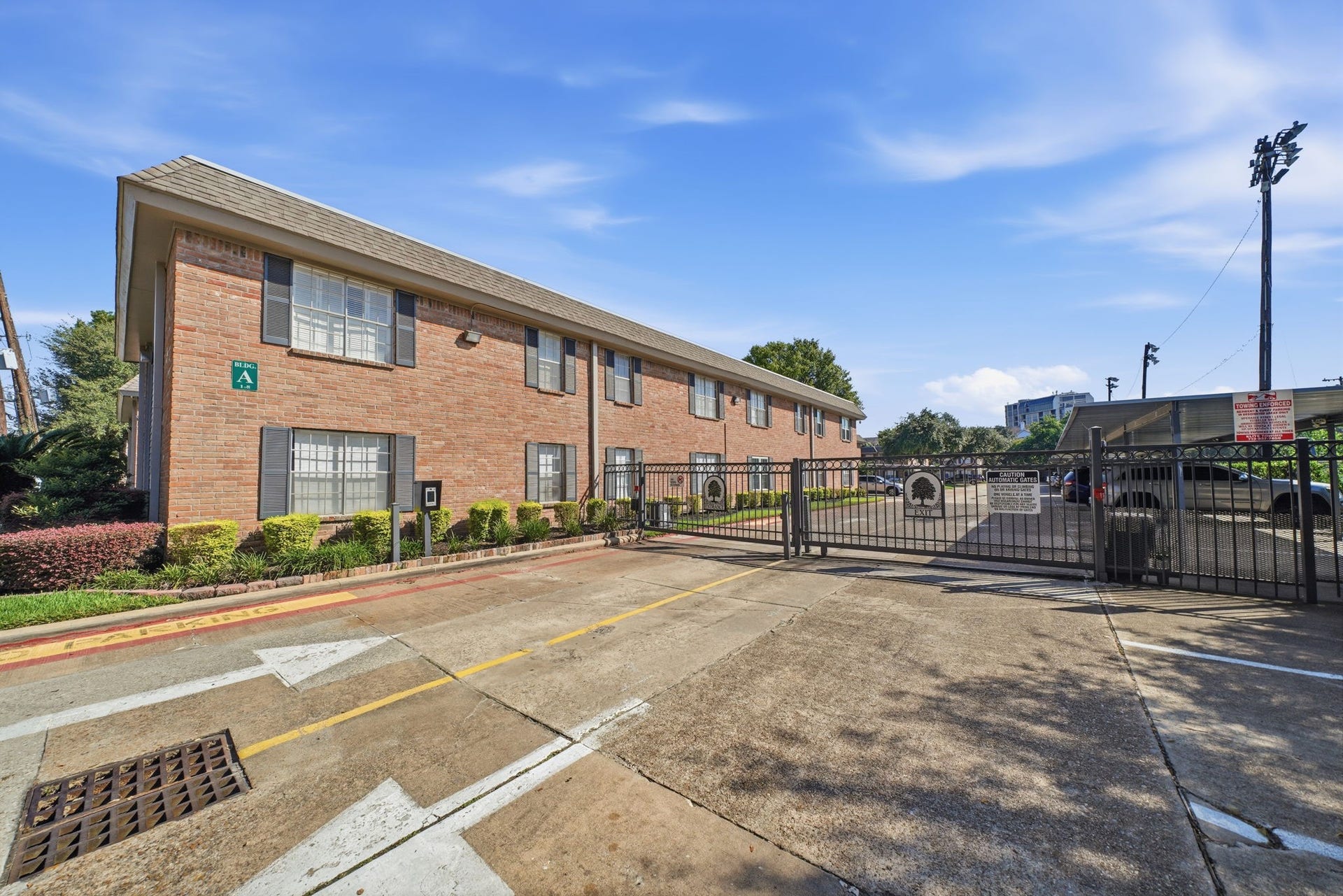 1223 Augusta Drive, #48, Houston, TX 77057 1223 Augusta Drive, #48, Houston, TX 77057