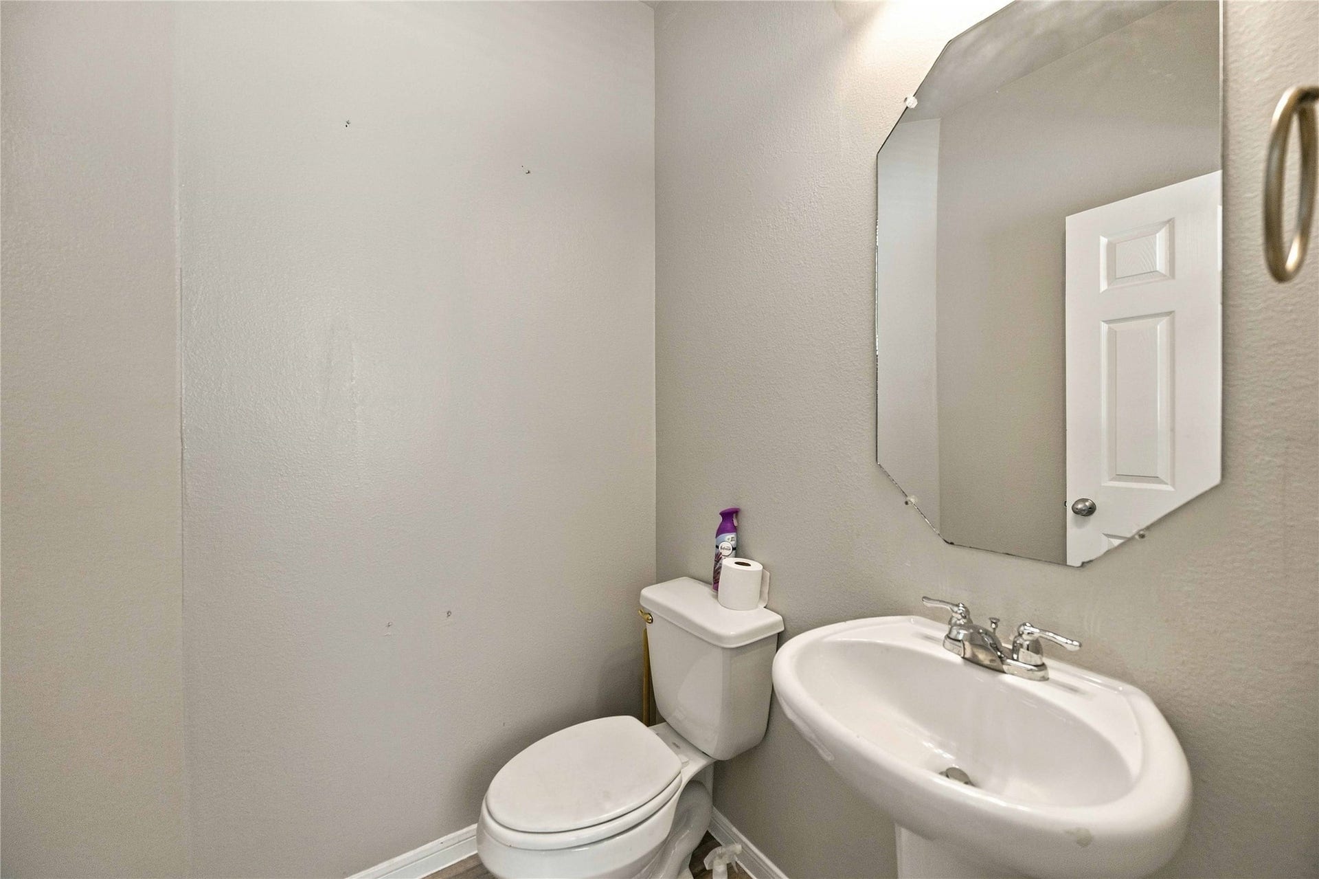 13308 Colby Meadow Drive, Houston, TX 77048