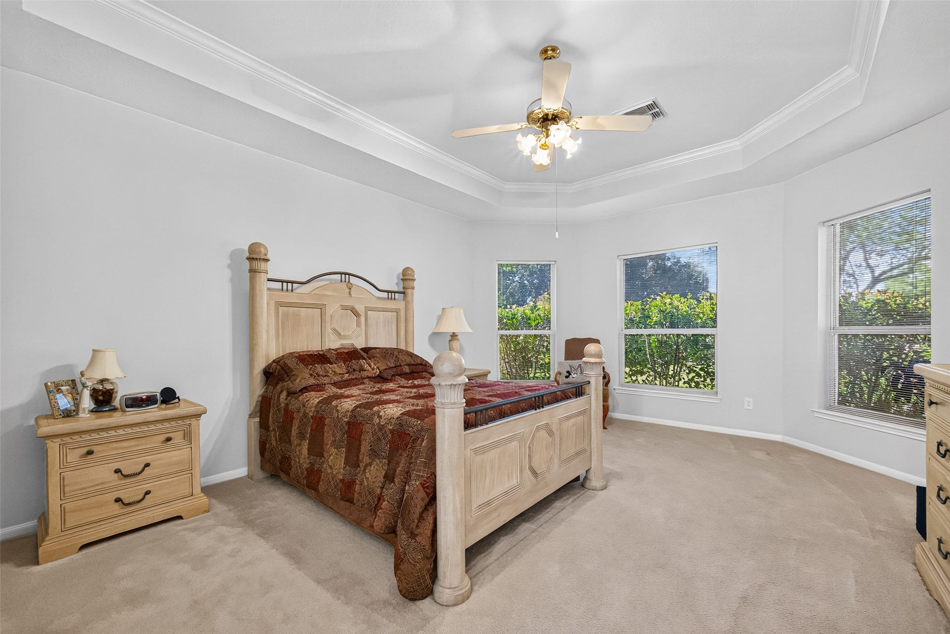 410 Seaborough Lane, League City, TX 77573