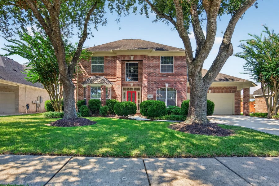 Property photo for 410 Seaborough Lane, League City, TX