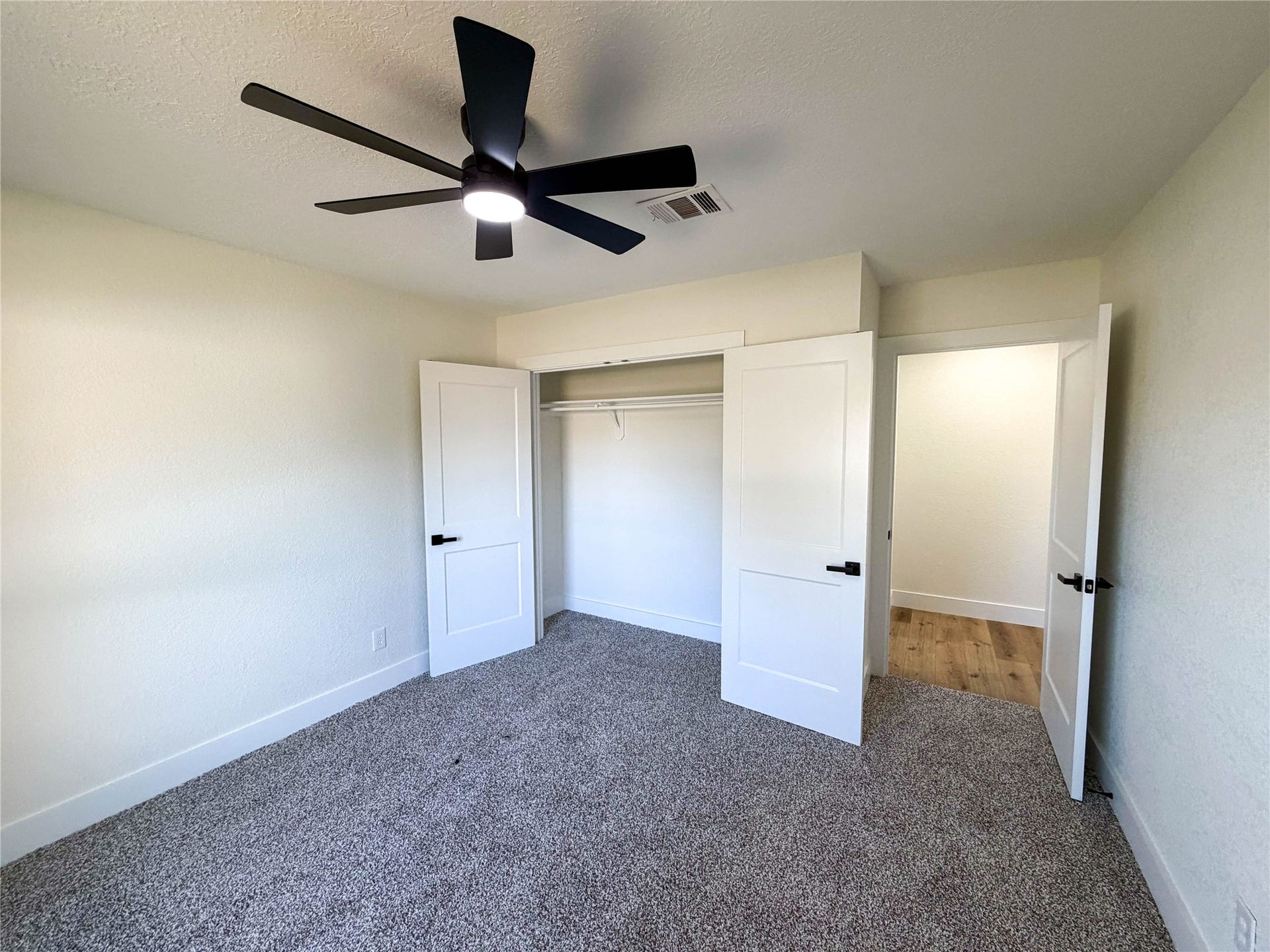 5434 Botany Lane, Houston, TX 77048 5434 Botany Lane, Houston, TX 77048