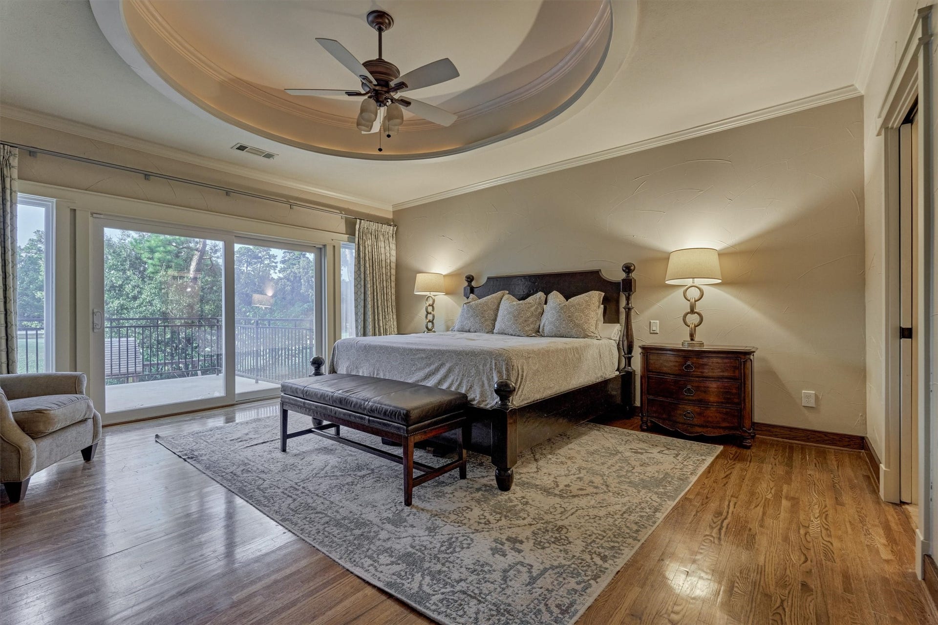 45 Doe Run Drive, The Woodlands, TX 77380 45 Doe Run Drive, The Woodlands, TX 77380