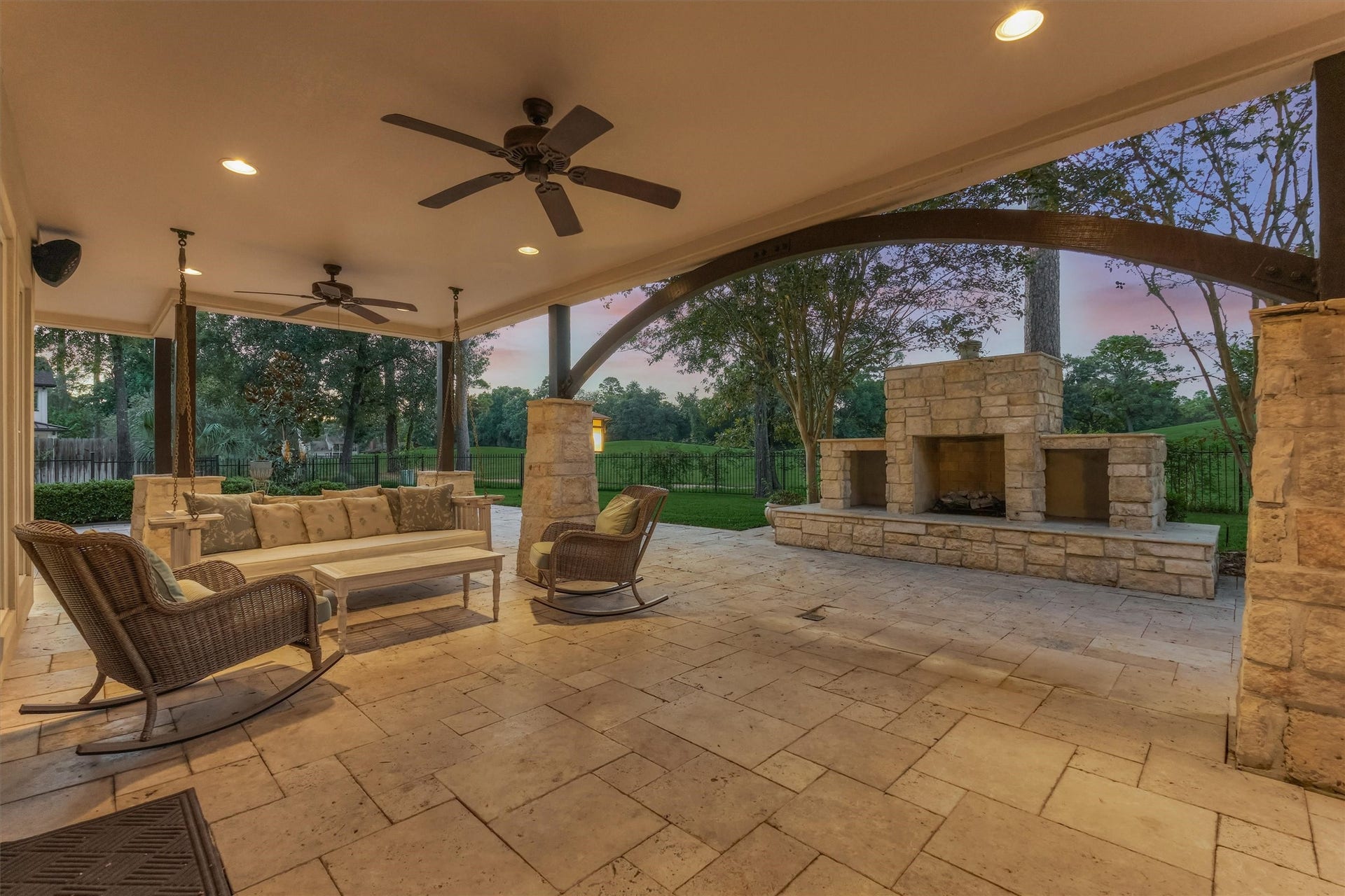 45 Doe Run Drive, The Woodlands, TX 77380 45 Doe Run Drive, The Woodlands, TX 77380