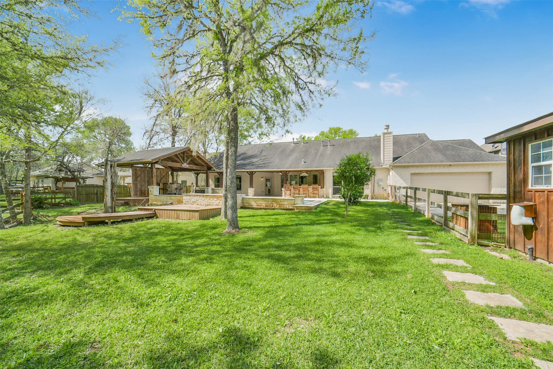 3522 Wellspring Lake Drive, Fulshear, TX 77441 3522 Wellspring Lake Drive, Fulshear, TX 77441