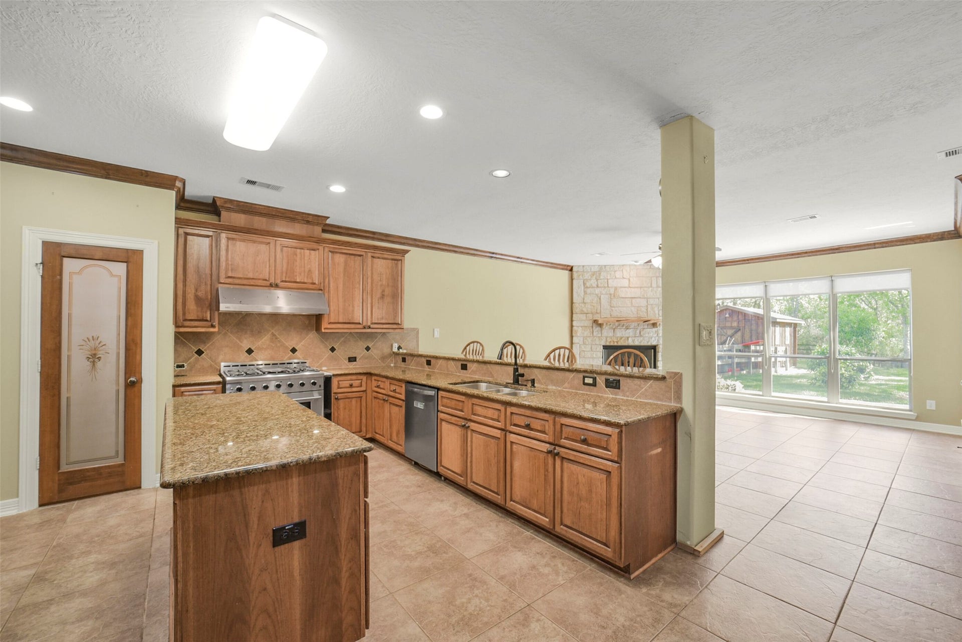 3522 Wellspring Lake Drive, Fulshear, TX 77441 3522 Wellspring Lake Drive, Fulshear, TX 77441