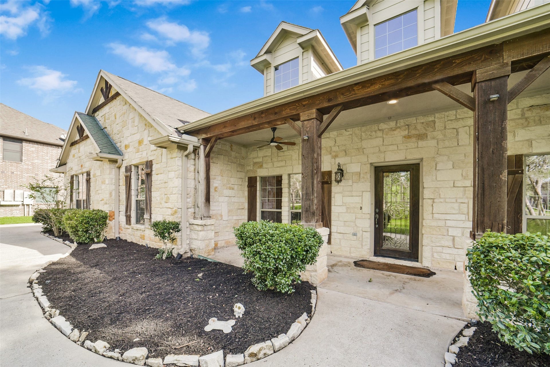 3522 Wellspring Lake Drive, Fulshear, TX 77441 Relax on your sprawling front porch!