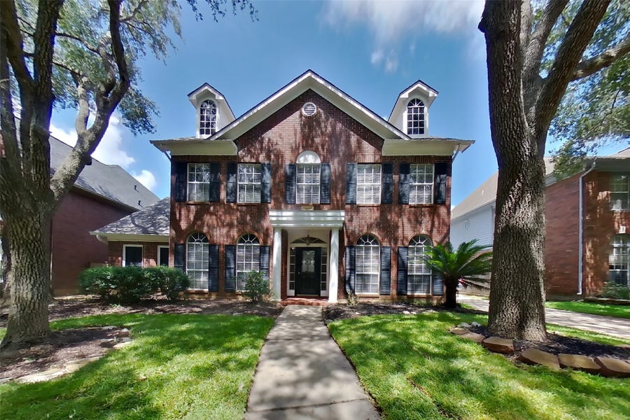 Property photo for 1507 Moon Shadow Court, Sugar Land, TX