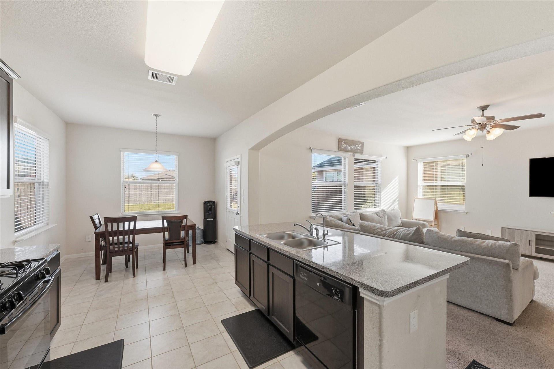 11023 Sun River Falls Drive, Atascocita, TX 77396 11023 Sun River Falls Drive, Atascocita, TX 77396