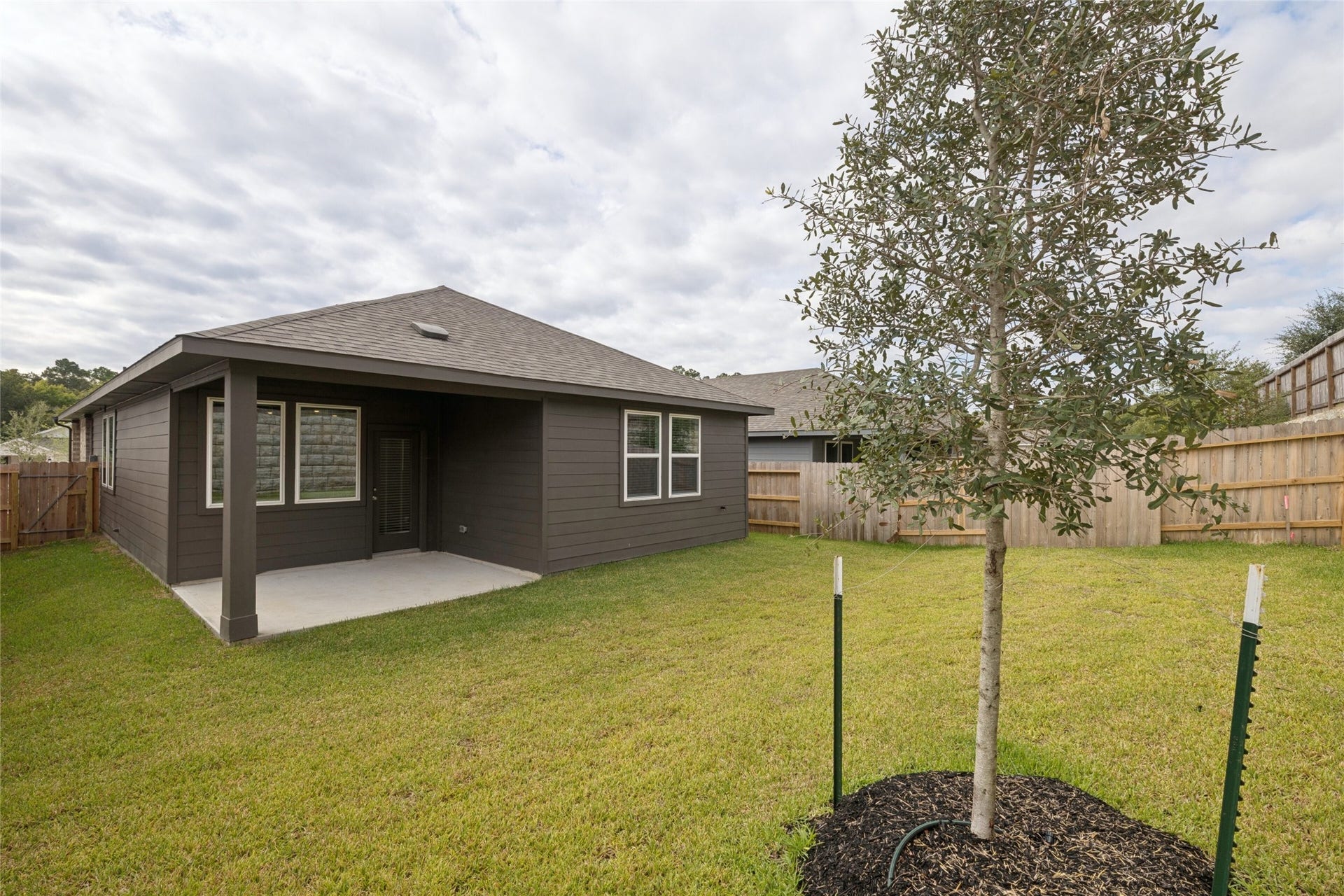 384 Sunrise Ranch Dr, Montgomery, TX 77316 384 Sunrise Ranch Dr, Montgomery, TX 77316