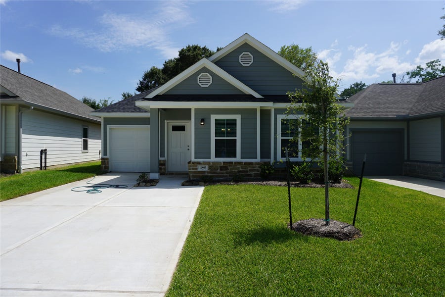 Property photo for 11893 EAST GATE Drive, Willis, TX