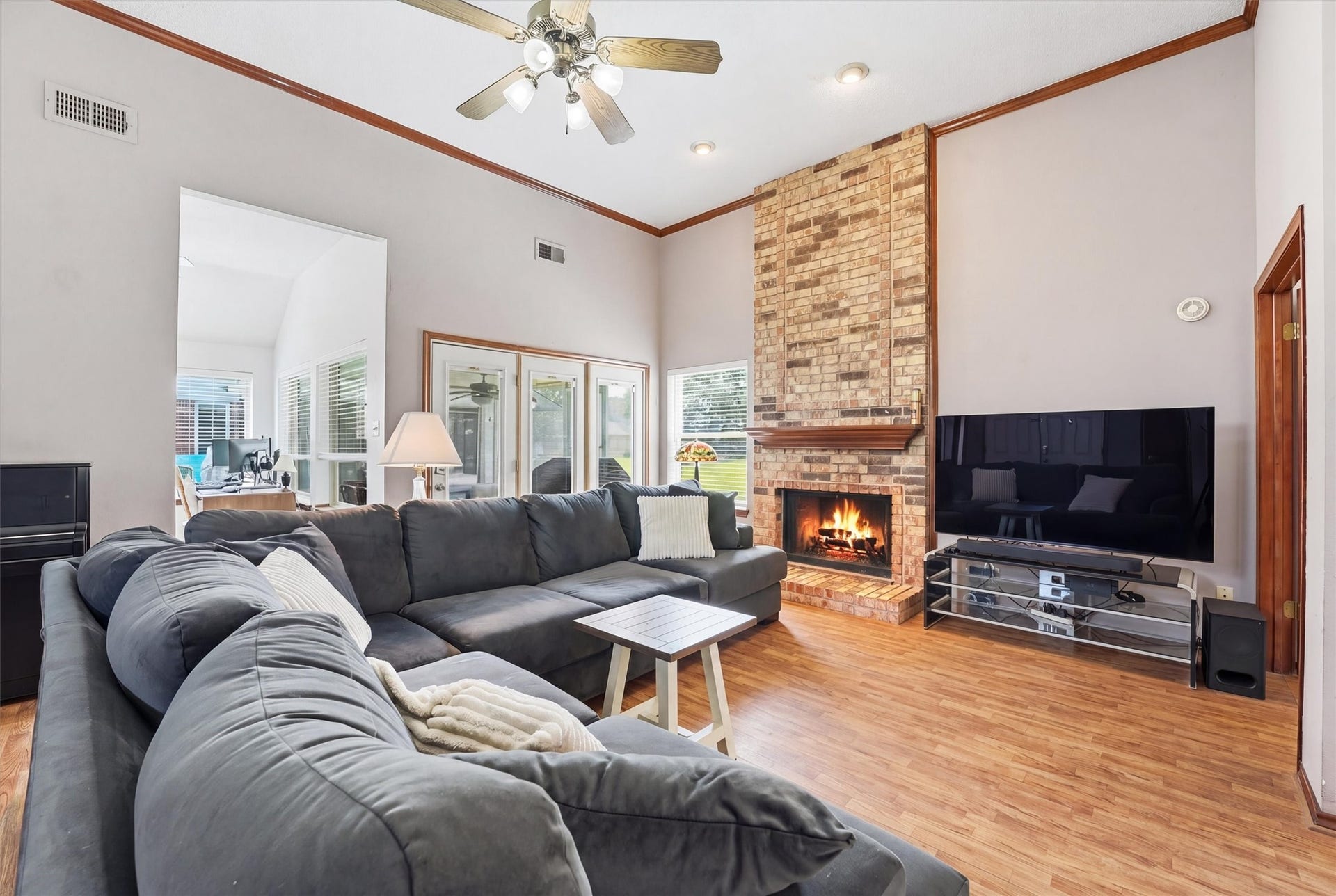 3206 N Peach Hollow Circle, Pearland, TX 77584 Living Room/Fireplace