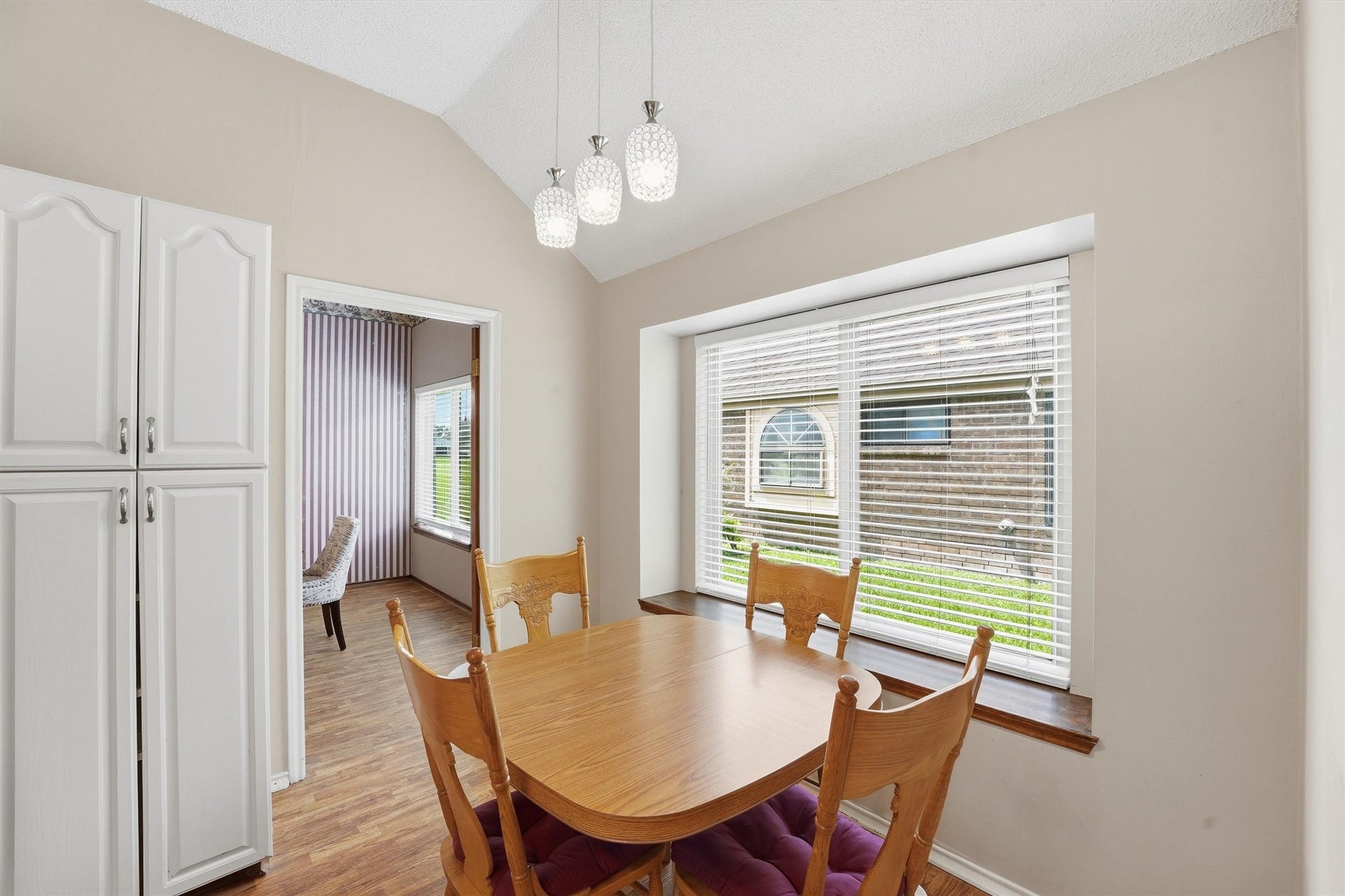 3206 N Peach Hollow Circle, Pearland, TX 77584 Breakfast