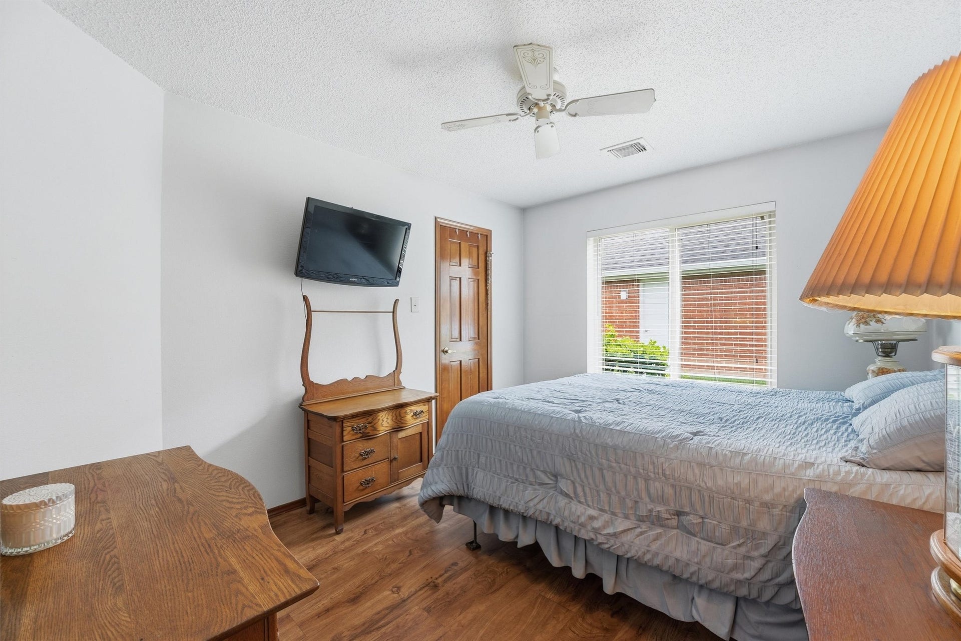 3206 N Peach Hollow Circle, Pearland, TX 77584 Bedroom #2