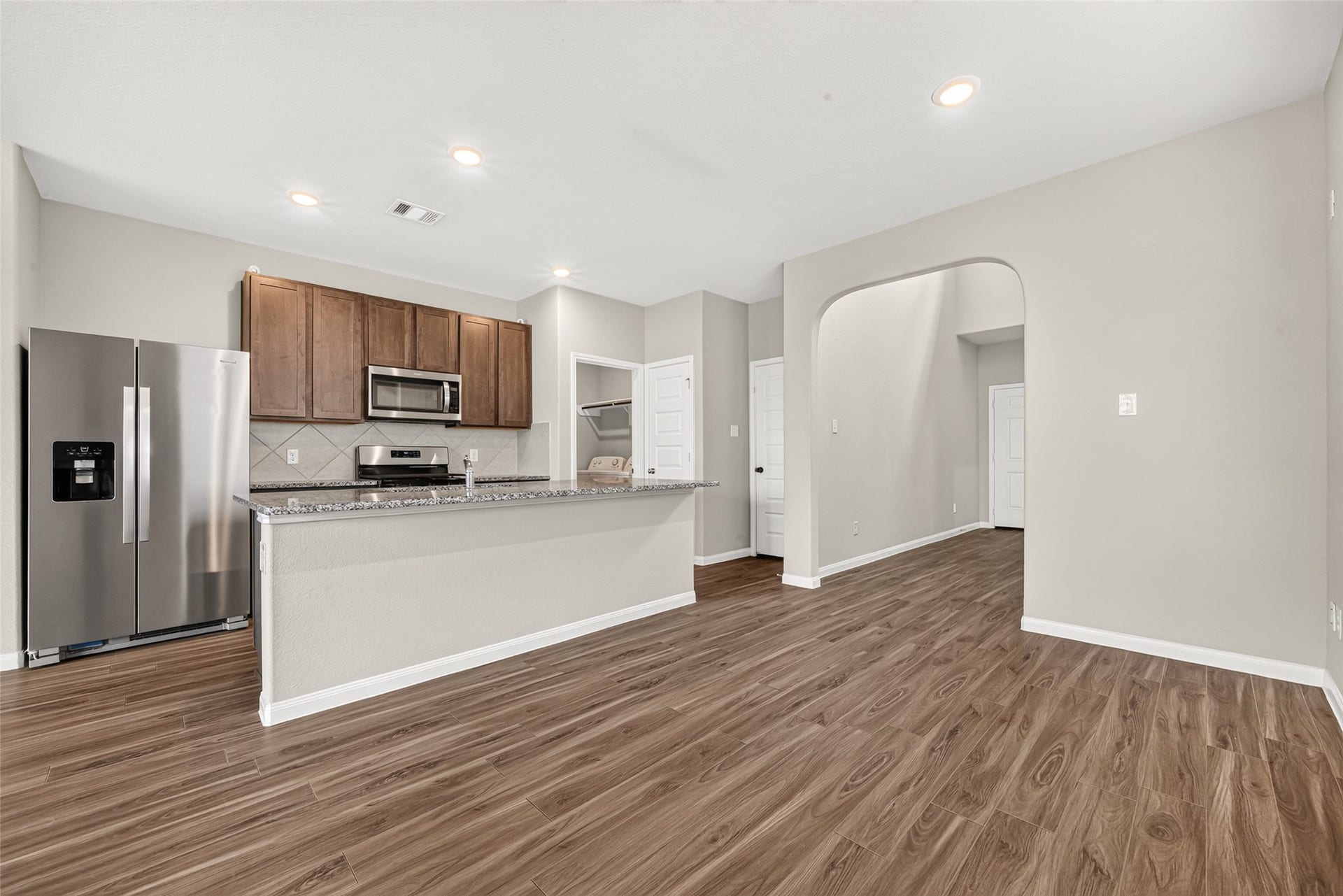 5342 Briana Dee Drive, Rosharon, TX 77583 Fridge is included