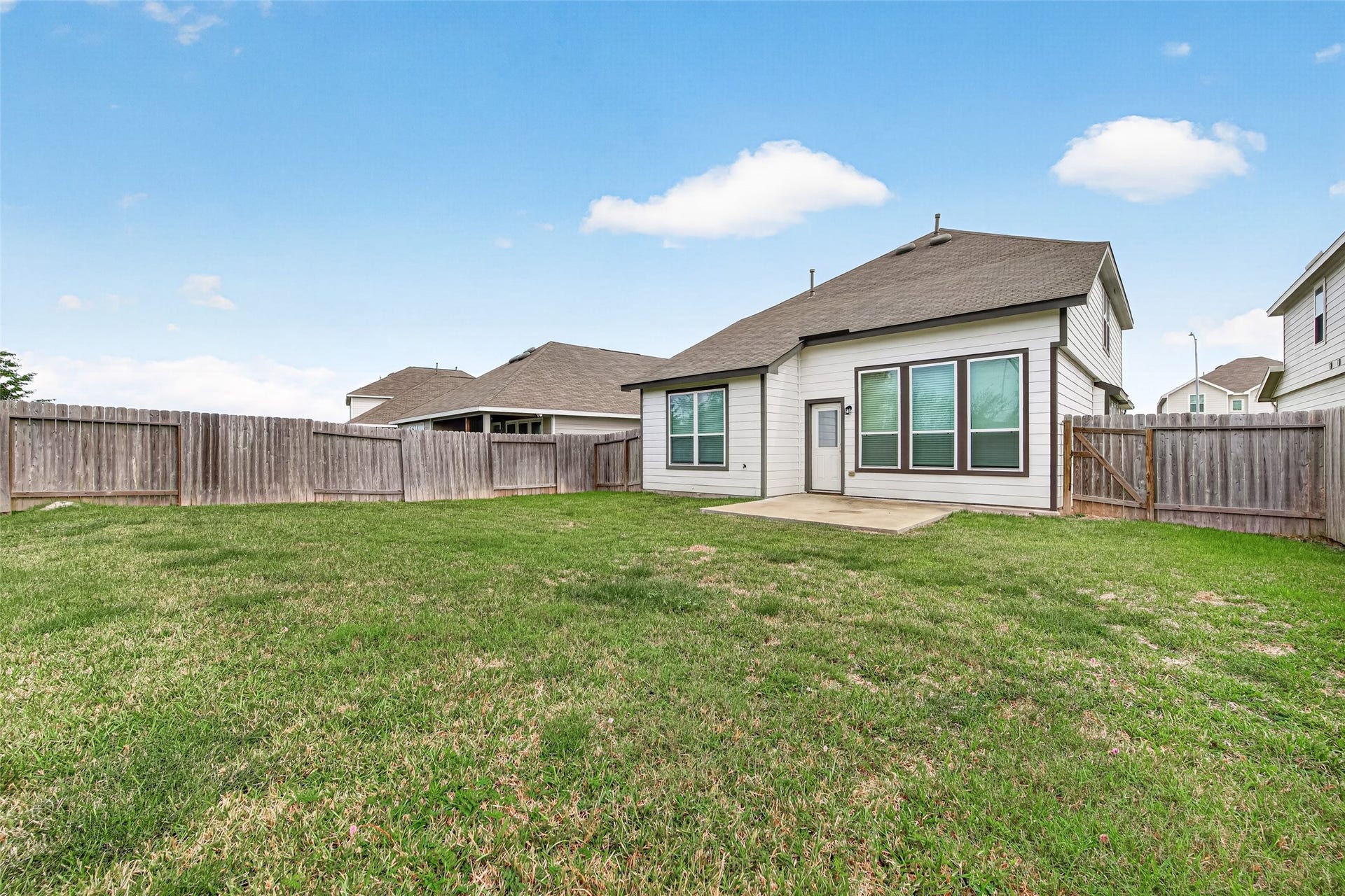 5342 Briana Dee Drive, Rosharon, TX 77583 Great Size Backyard