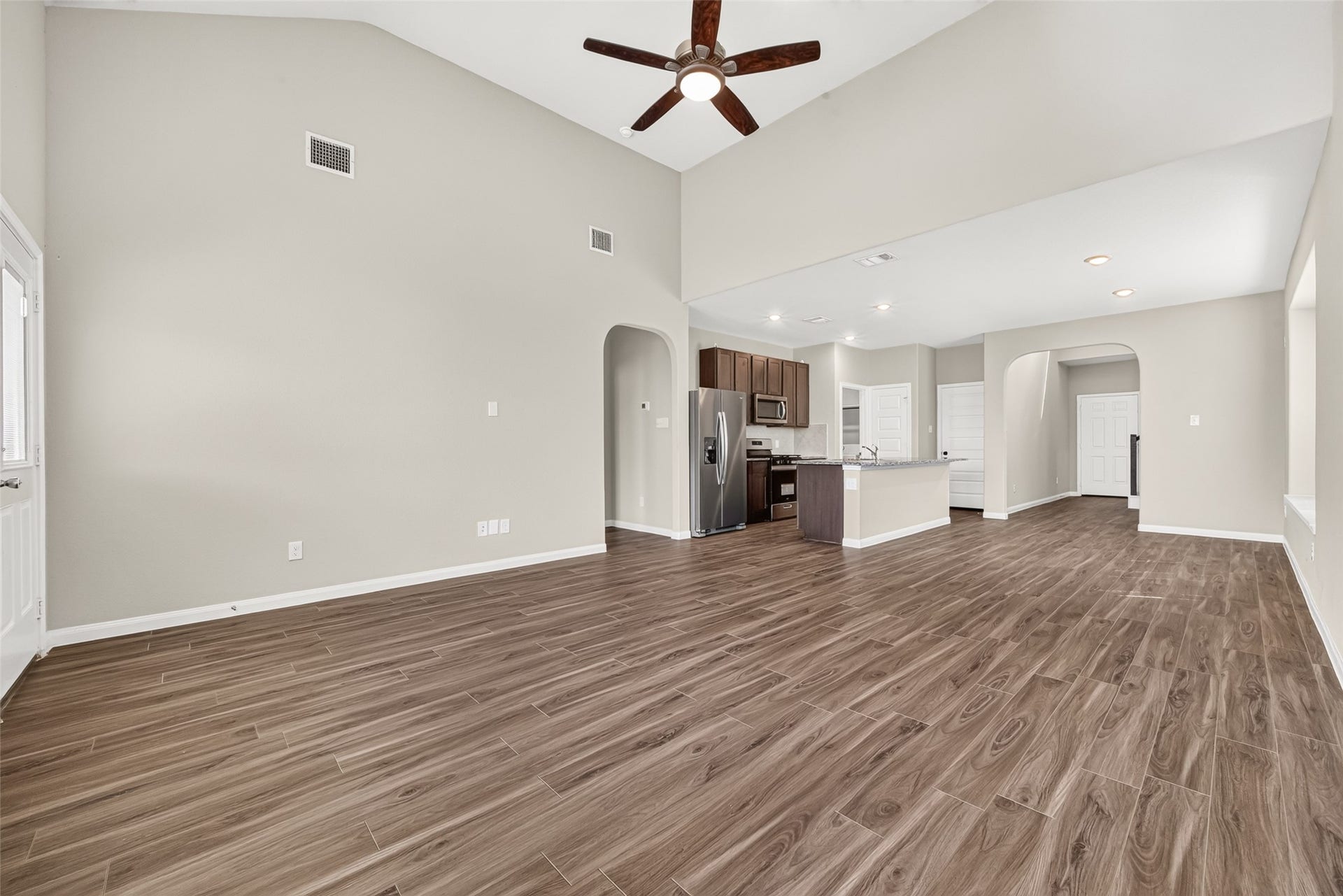 5342 Briana Dee Drive, Rosharon, TX 77583 Open Concept