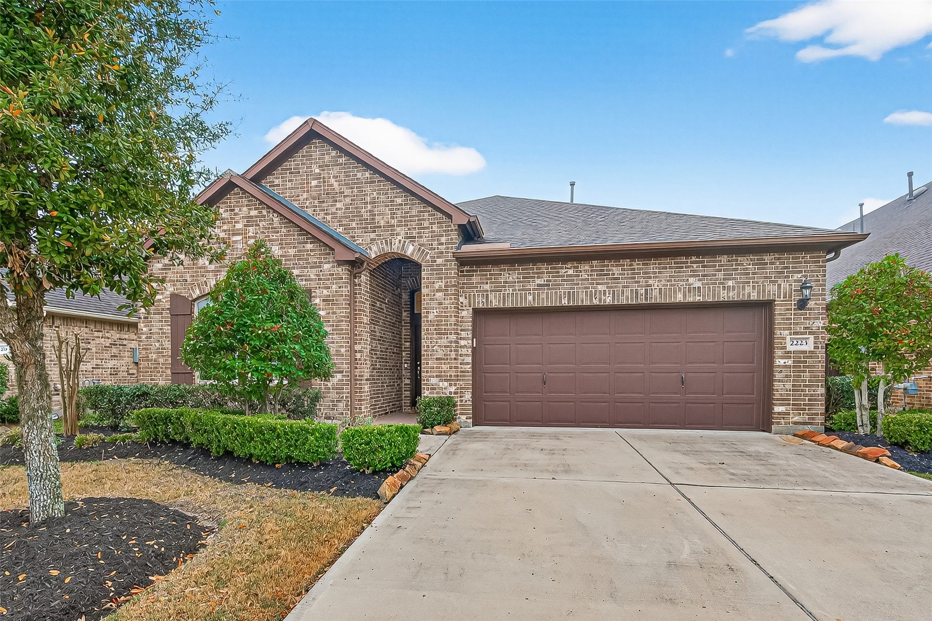 2223 Tonkawa Trail, Katy, TX 77493 2223 Tonkawa Trail, Katy, TX 77493