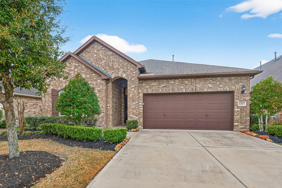 Property photo for 2223 Tonkawa Trail, Katy, TX