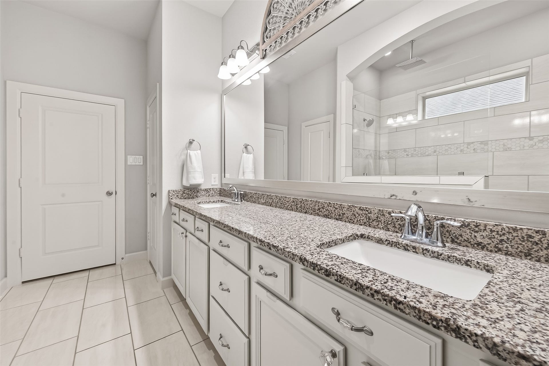 2223 Tonkawa Trail, Katy, TX 77493 2223 Tonkawa Trail, Katy, TX 77493