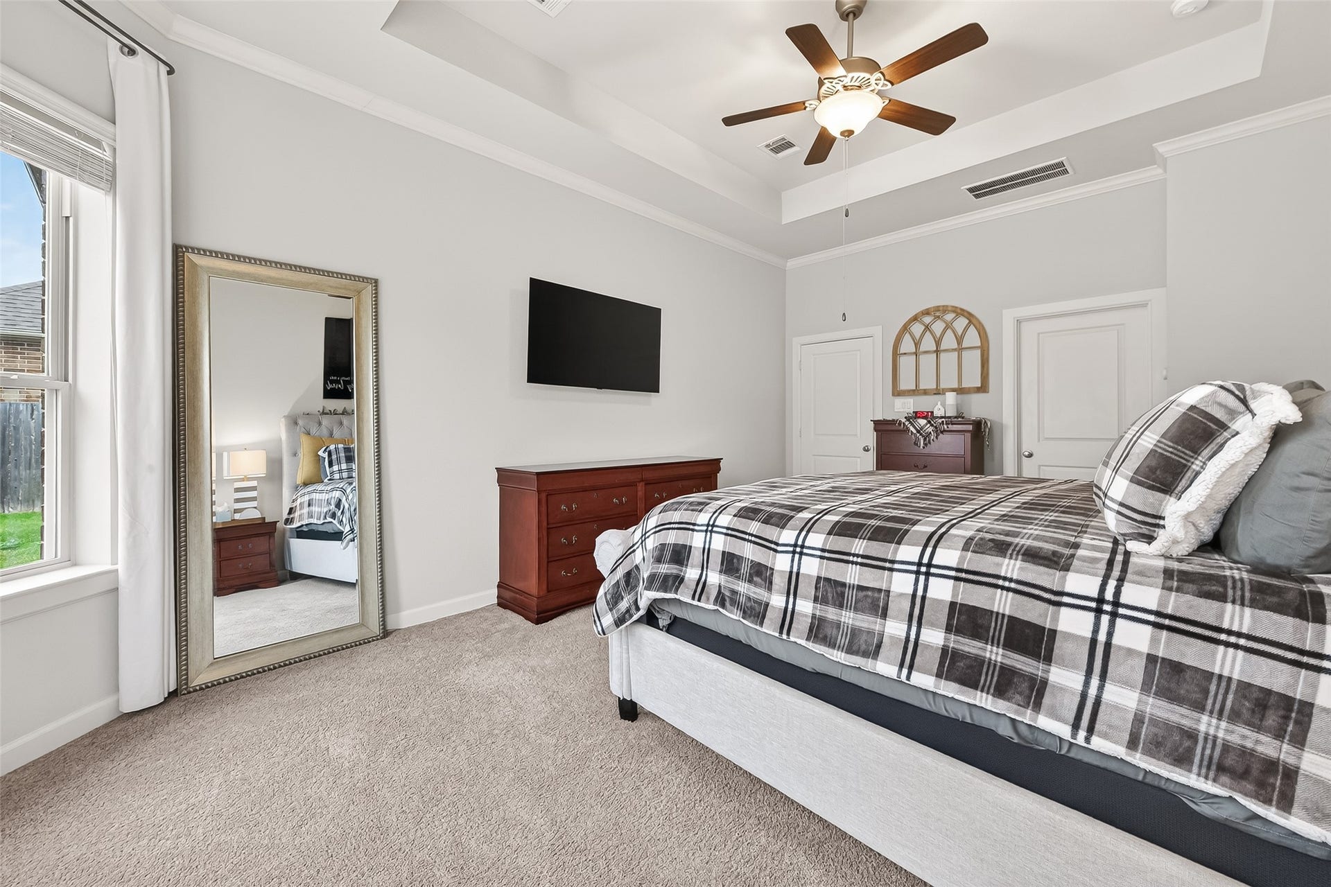2223 Tonkawa Trail, Katy, TX 77493 2223 Tonkawa Trail, Katy, TX 77493