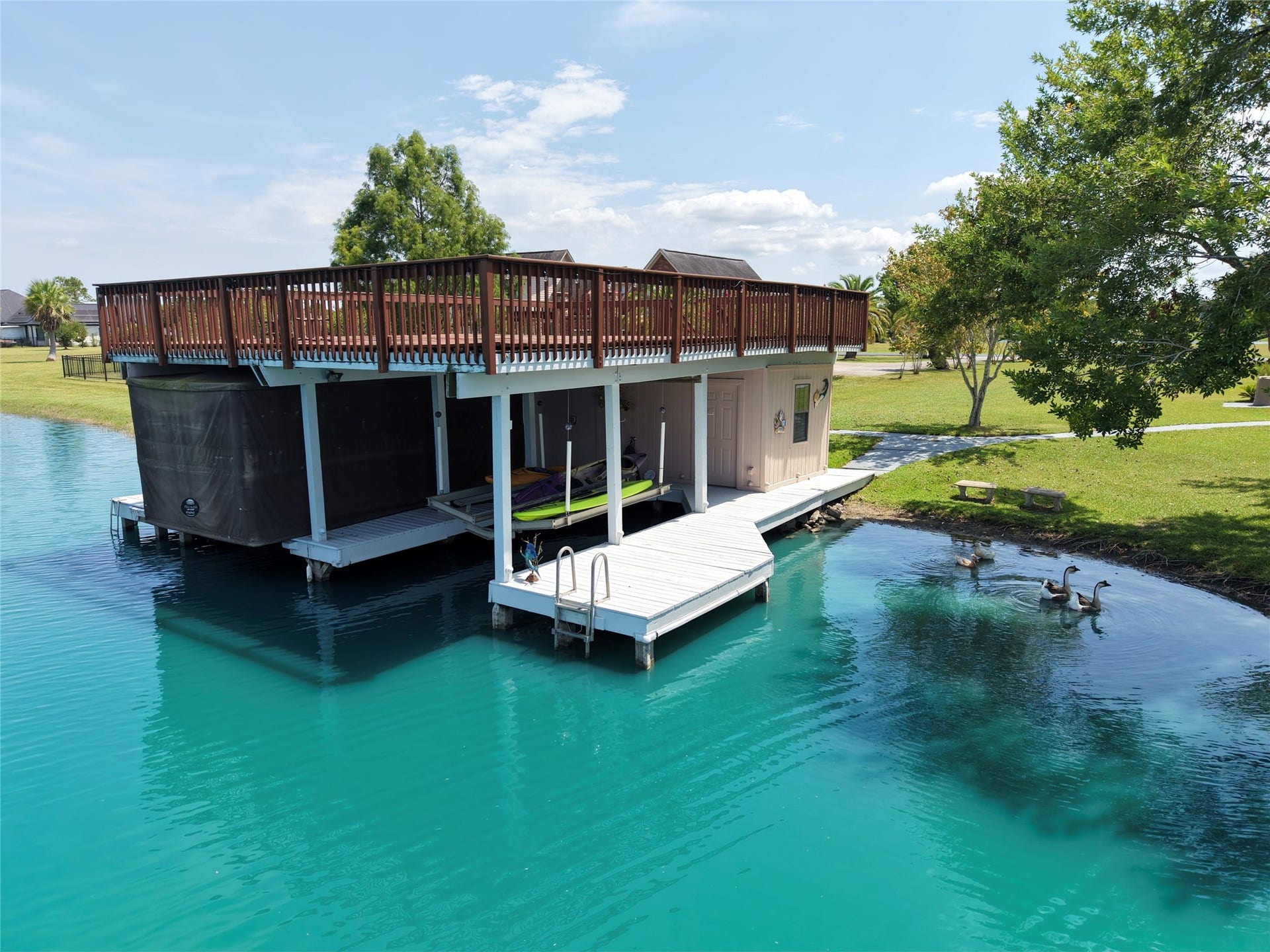 143 Lago Circle Drive N, Santa Fe, TX 77517 143 Lago Circle Drive N, Santa Fe, TX 77517