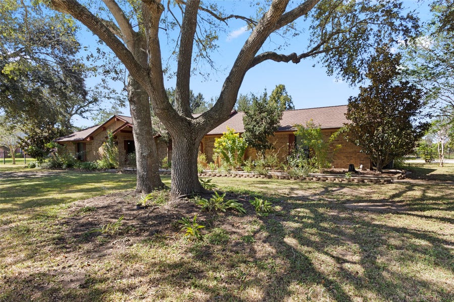 Property photo for 4114 Horseshoe Drive, Pleak, TX