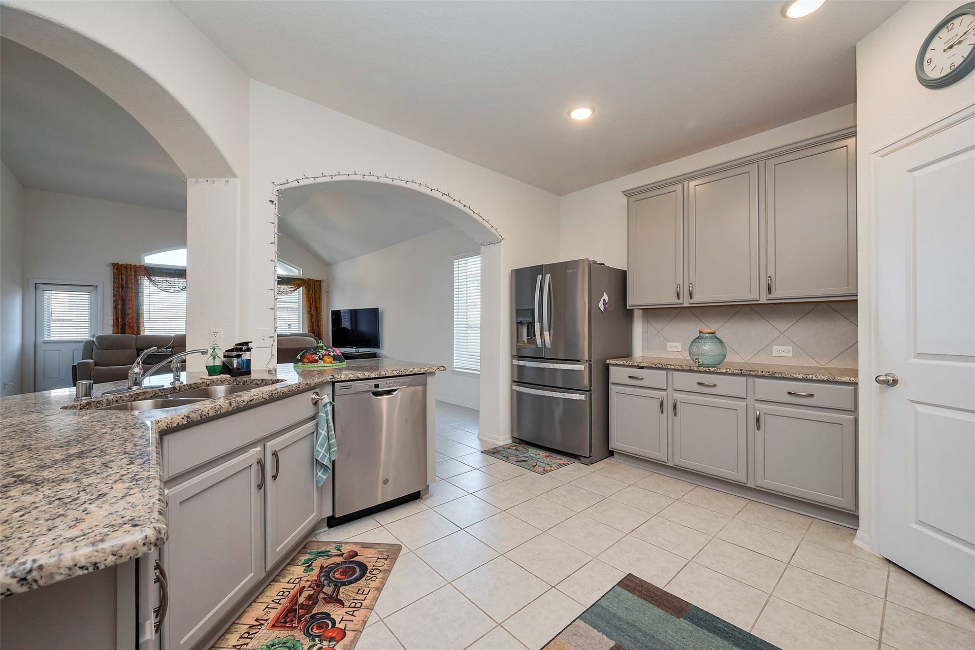 5819 Southern Rose Lane, Rosenberg, TX 77469 5819 Southern Rose Lane, Rosenberg, TX 77469