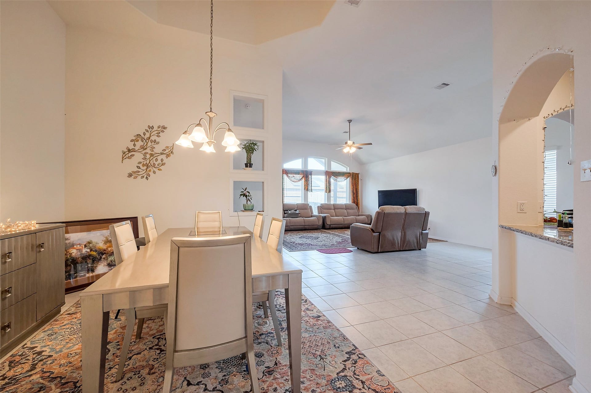 5819 Southern Rose Lane, Rosenberg, TX 77469 5819 Southern Rose Lane, Rosenberg, TX 77469