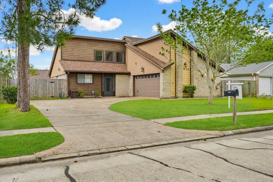Property photo for 2610 Indian Trail, Deer Park, TX