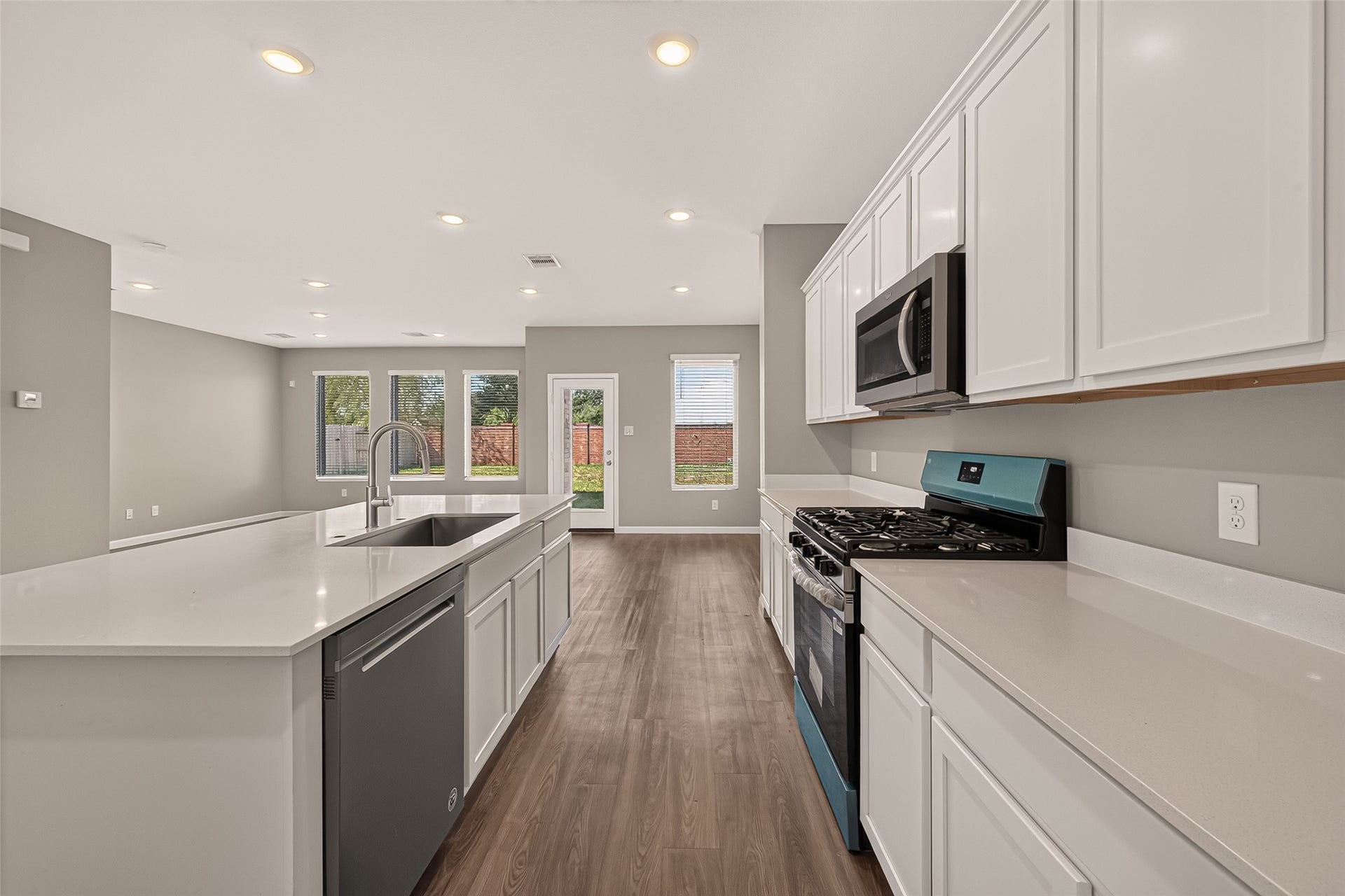 2912 Tantara Drive, Katy, TX 77493
