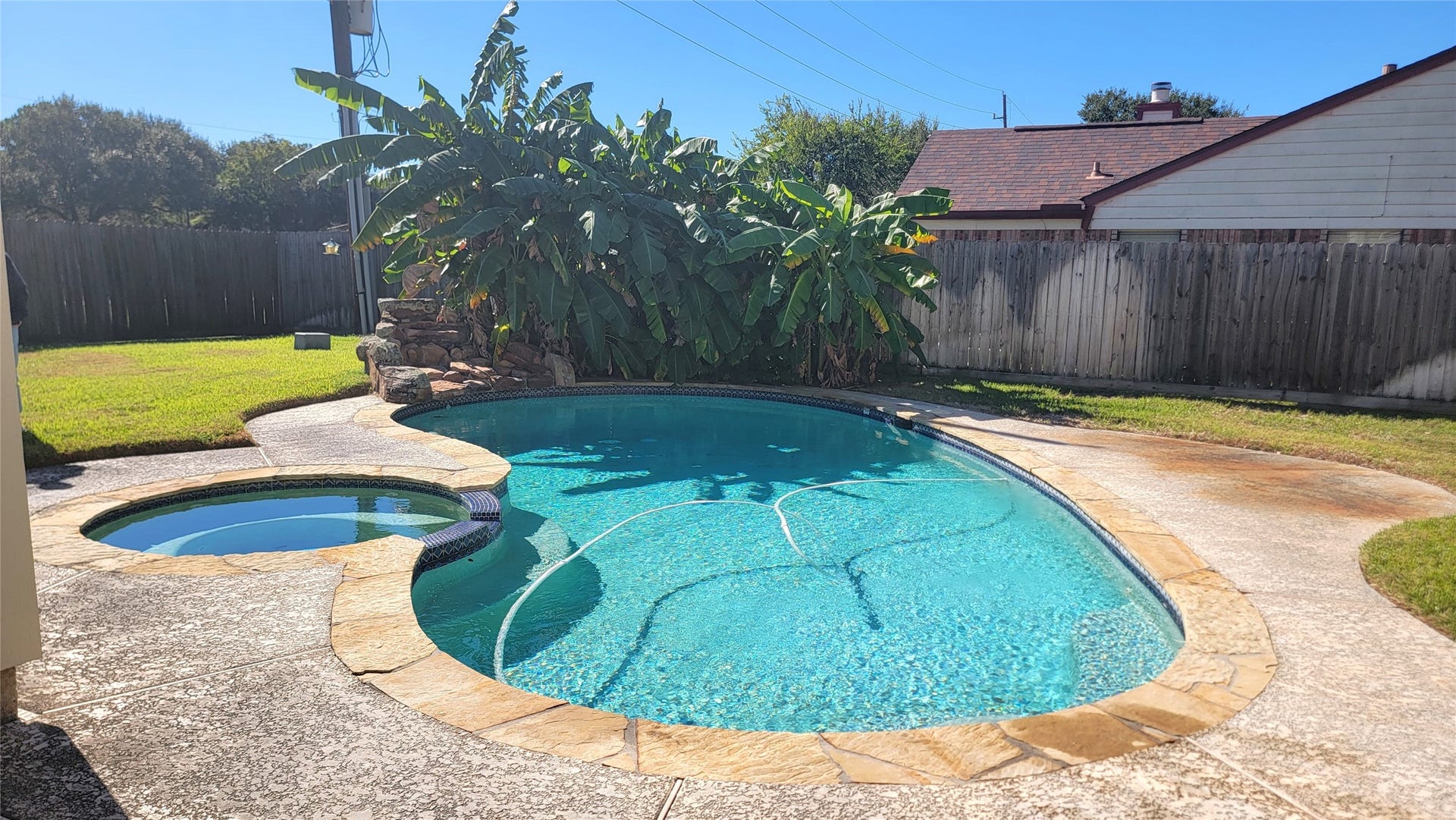 16003 Pinyon Creek Drive, Houston, TX 77095 16003 Pinyon Creek Drive, Houston, TX 77095