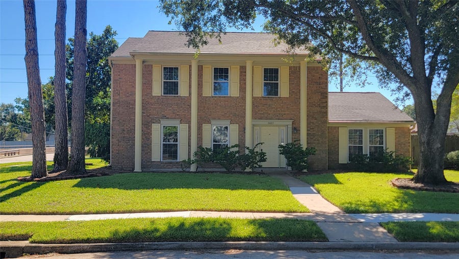 Property photo for 16003 Pinyon Creek Drive, Houston, TX