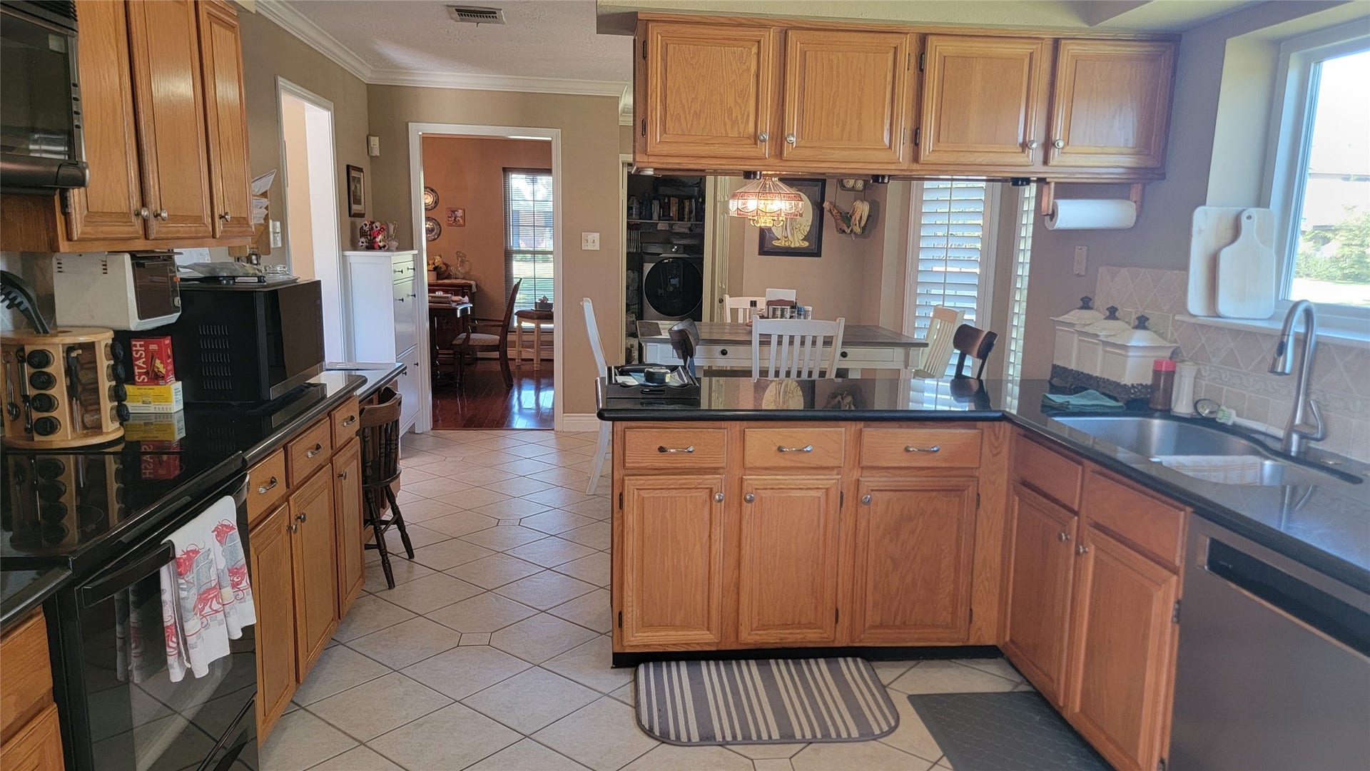 16003 Pinyon Creek Drive, Houston, TX 77095 16003 Pinyon Creek Drive, Houston, TX 77095
