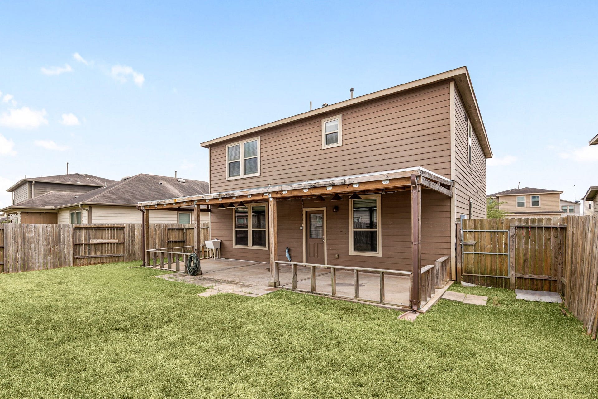 6727 Dayridge Lane, Houston, TX 77048