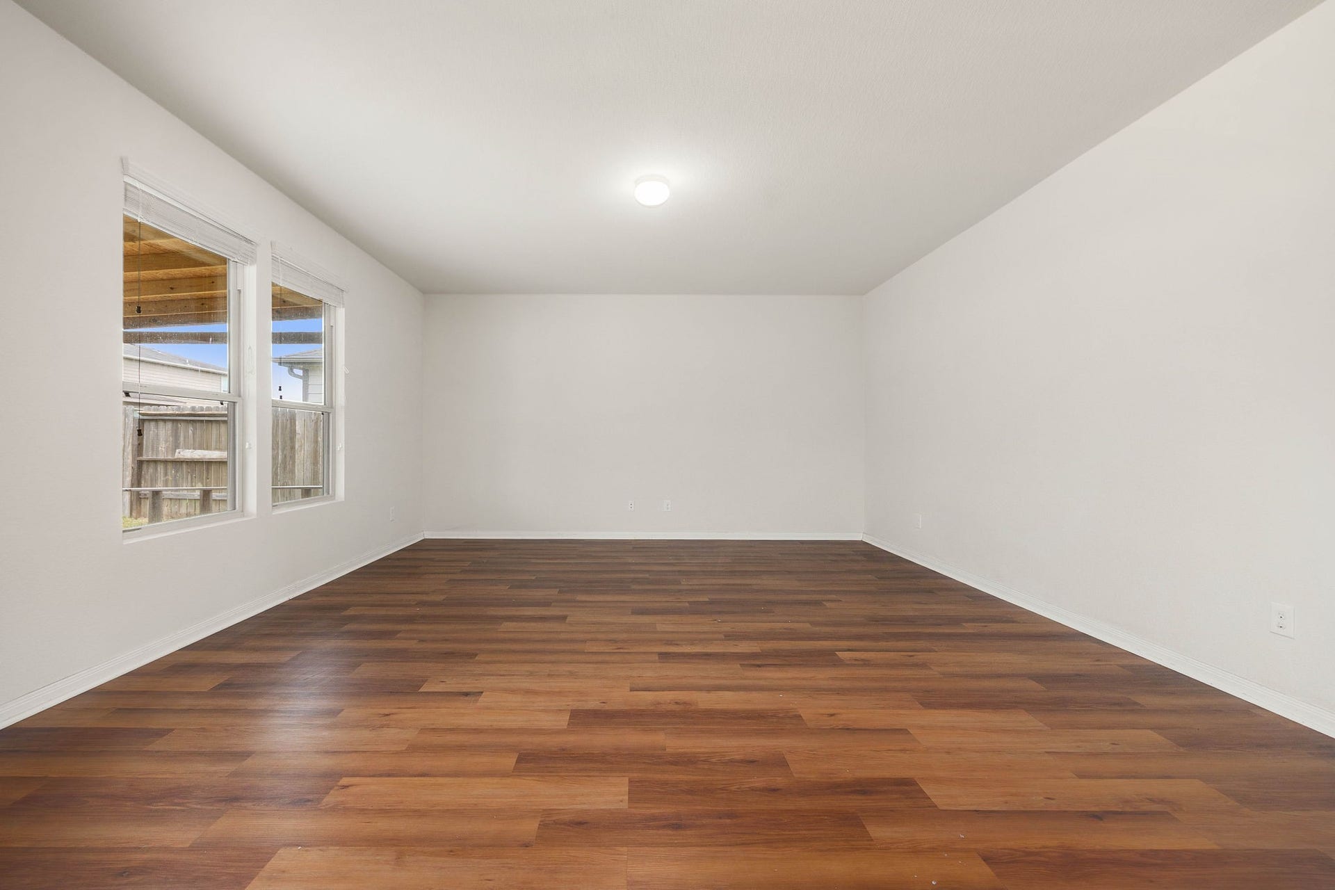 6727 Dayridge Lane, Houston, TX 77048