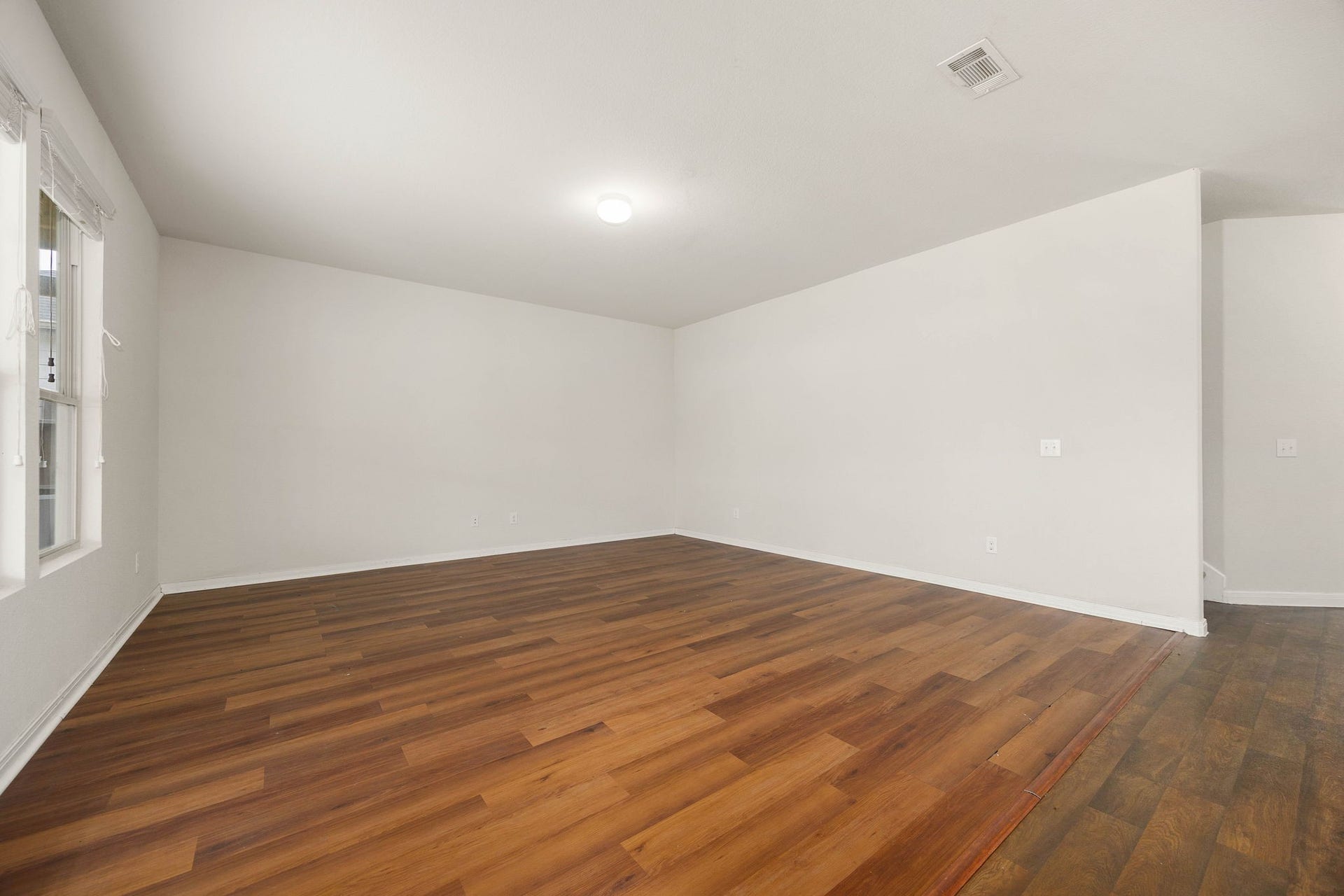 6727 Dayridge Lane, Houston, TX 77048