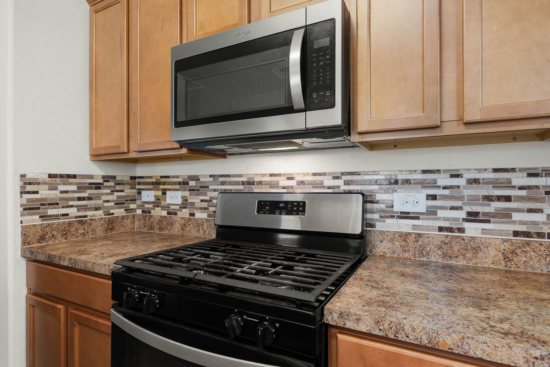 6727 Dayridge Lane, Houston, TX 77048