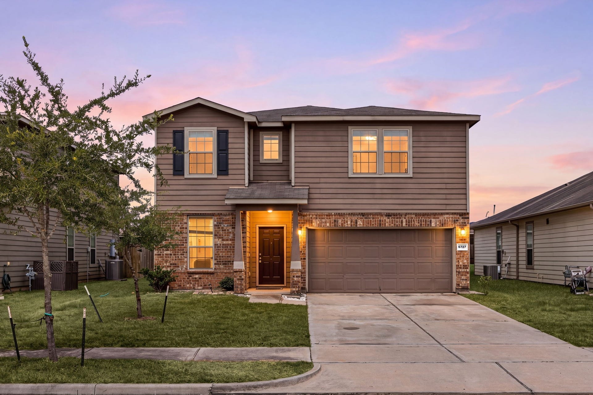 6727 Dayridge Lane, Houston, TX 77048