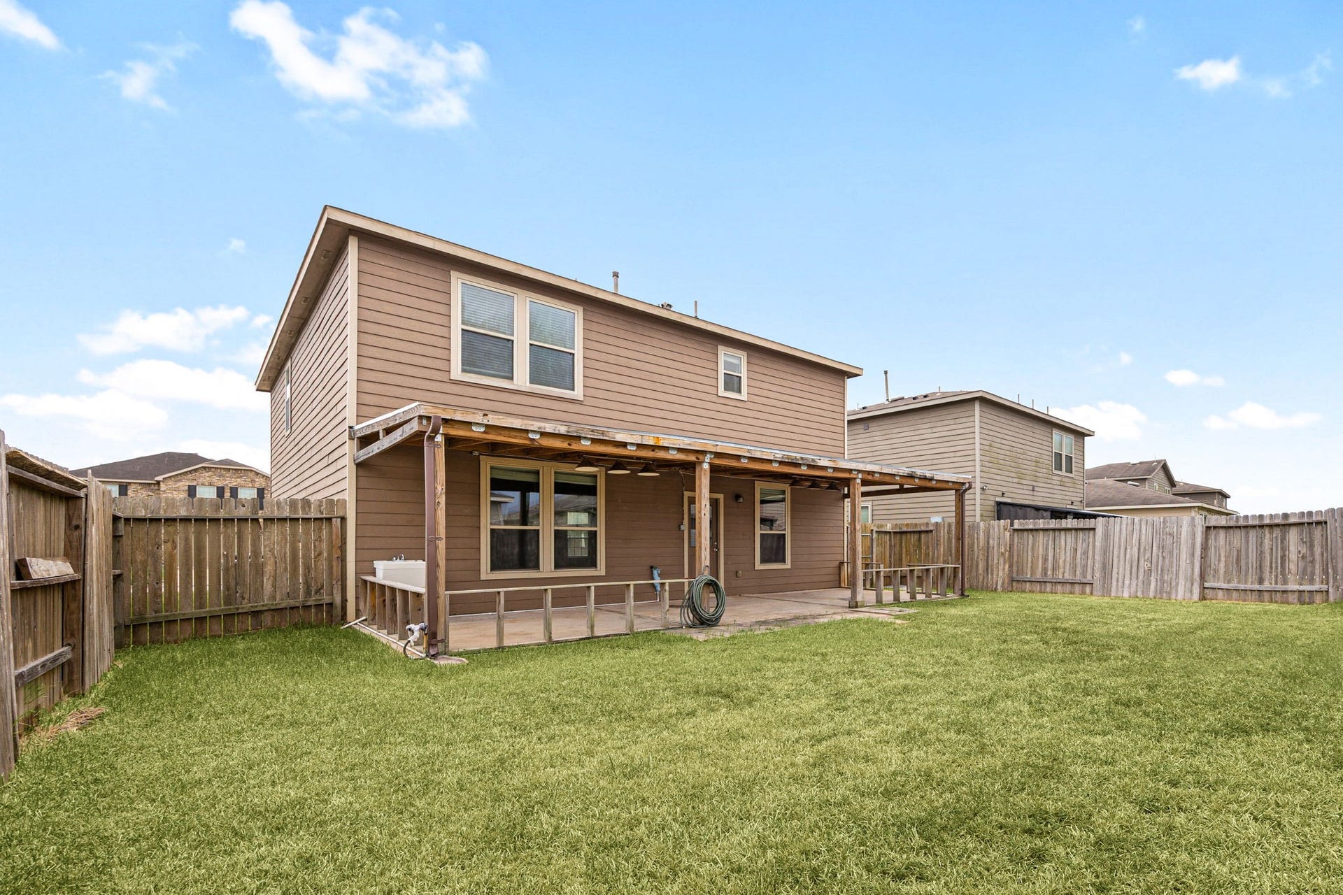 6727 Dayridge Lane, Houston, TX 77048