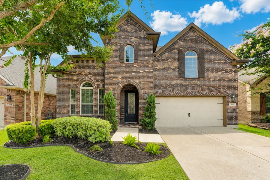 Property photo for 4910 Scenic Horizon Lane, Fulshear, TX