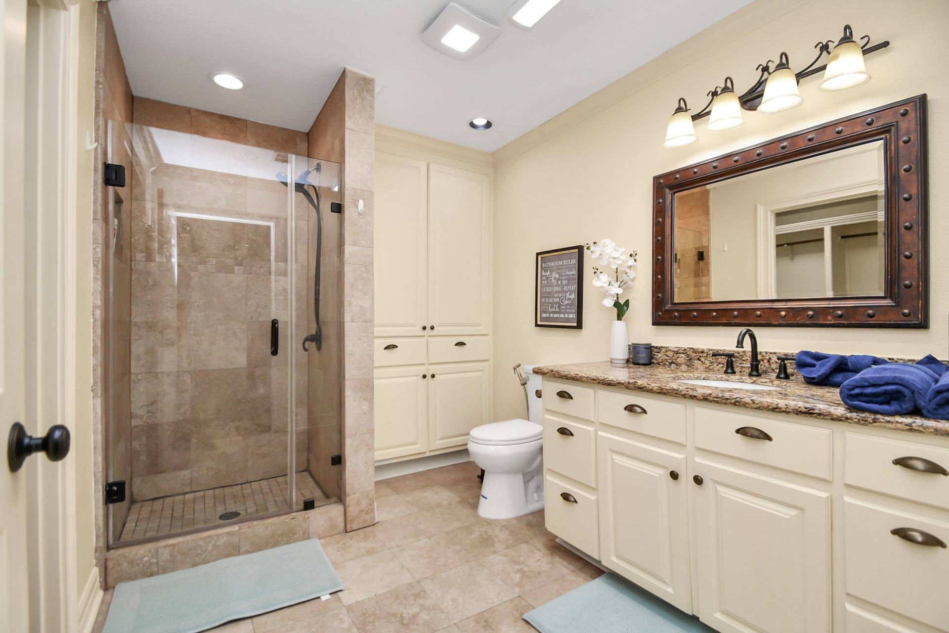 9606 Beverlyhill Street, Houston, TX 77063 9606 Beverlyhill Street, Houston, TX 77063