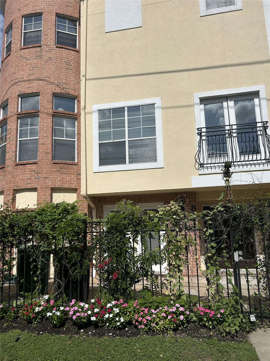 Property photo for 801 Knox Street, Houston, TX