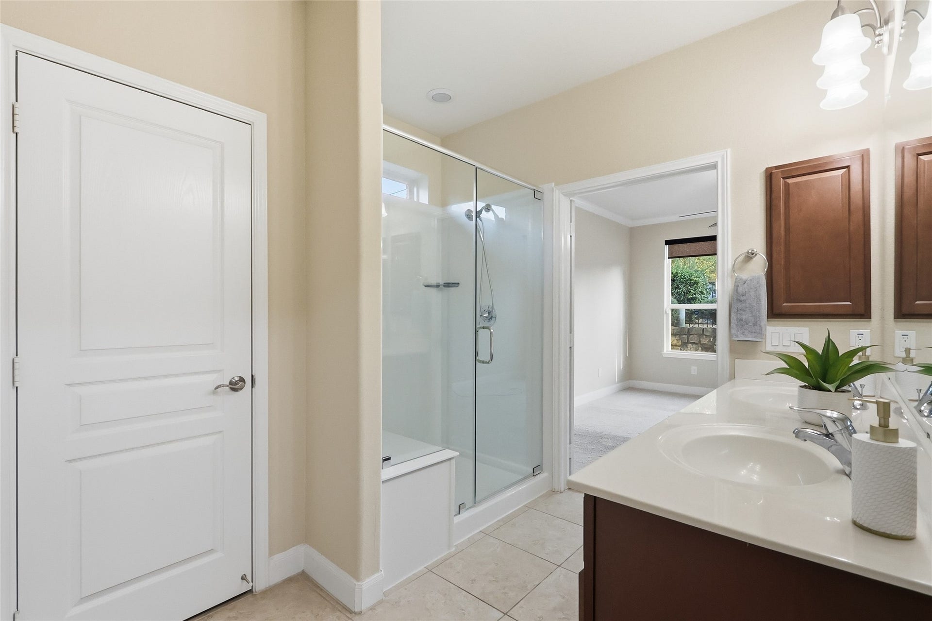 3263 Persimmon Grove, Richmond, TX 77469 Primary bathroom. View from back of the bathroom.