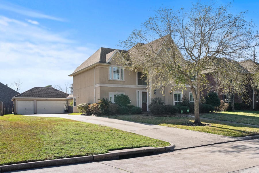 Property photo for 14407 Brentshire Lane, Houston, TX